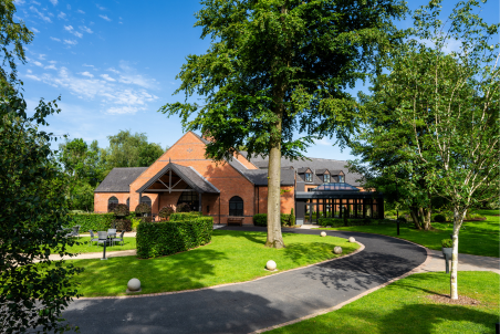 https://clandeboyelodge.s3-assets.com/Finance-Role.png