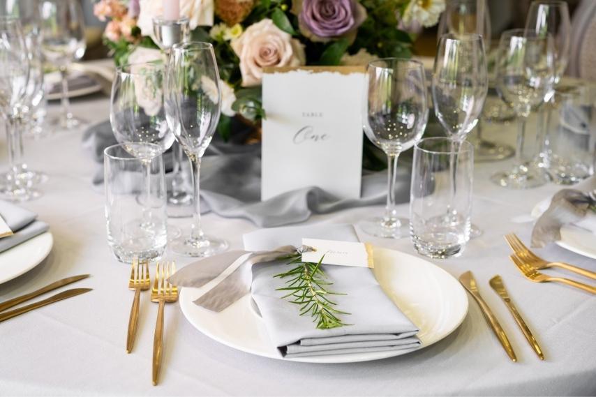 Wedding table styling